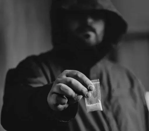 מציאת סמים ברכב