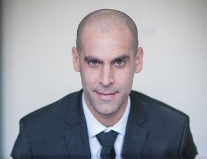 עורך דין פלילי מומלץ - אלון ארז